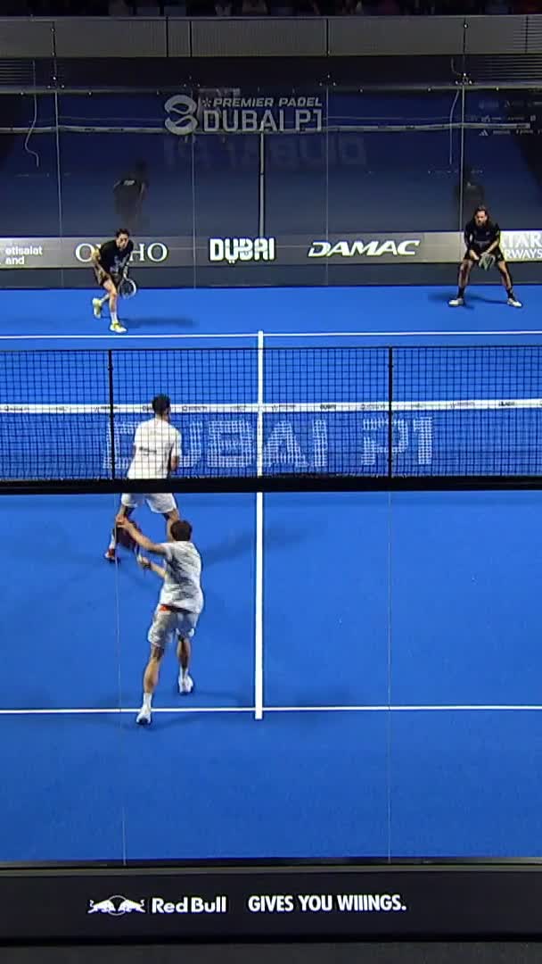 Unbelievable play from outside the court by Navarro