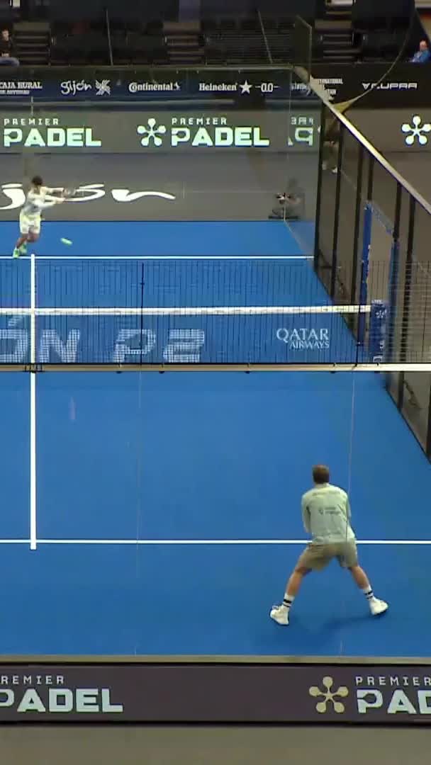 Sanz hits a good vibora
