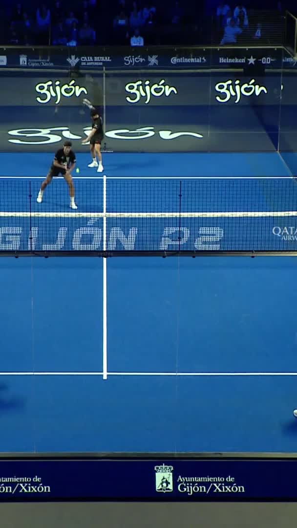 Good net attack by Arce to win the point