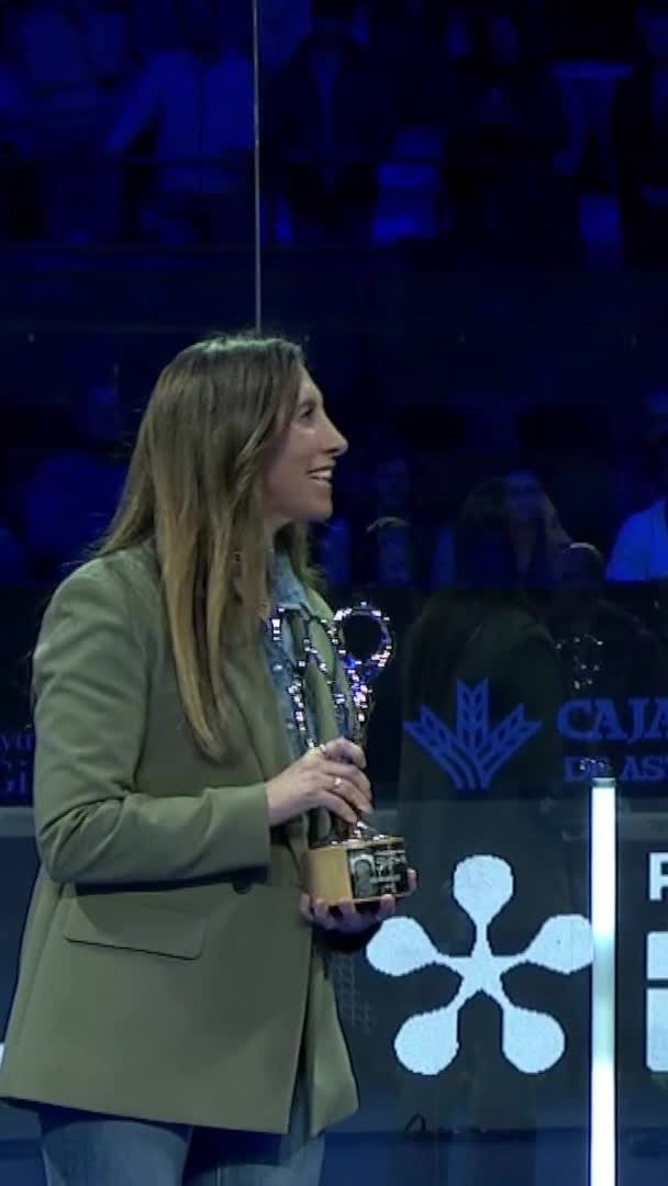 Recognition for the finalists, Agustín Tapia and Arturo Coello