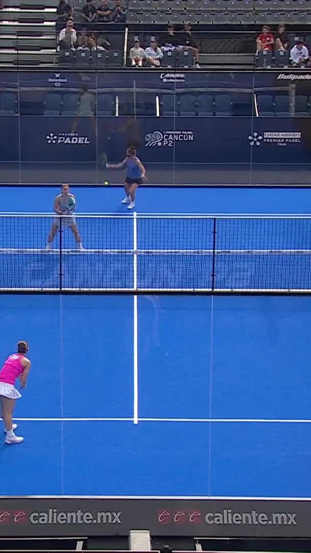 Great cross-court volley by Rodriguez