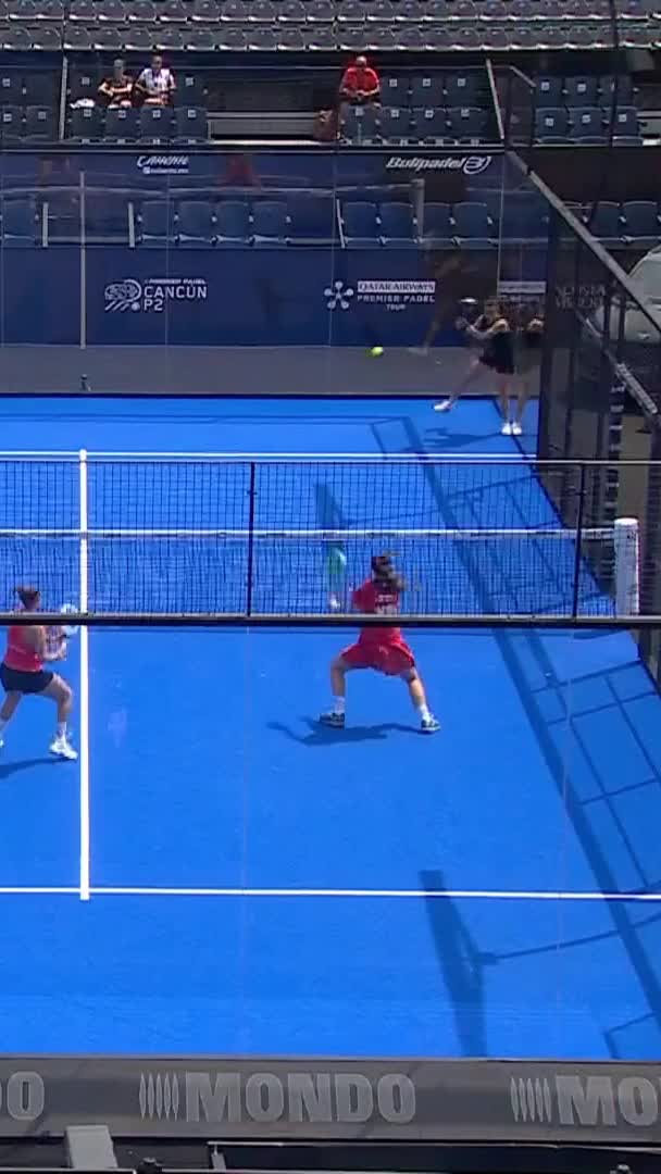 Velasco fires off a smash and follows it with a x4