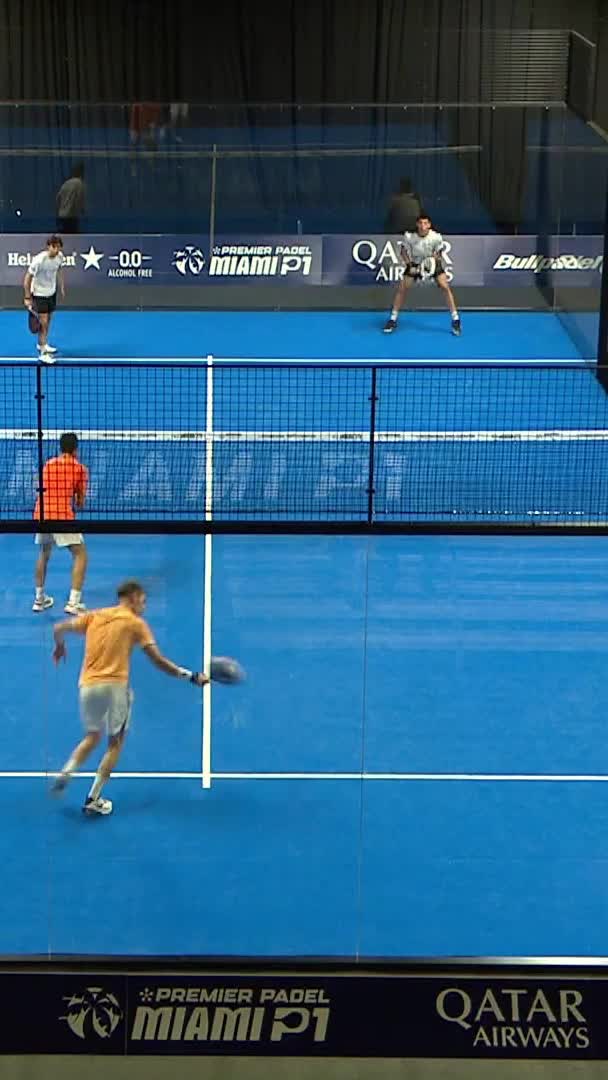 Gala smashes and wants to win the match in this game