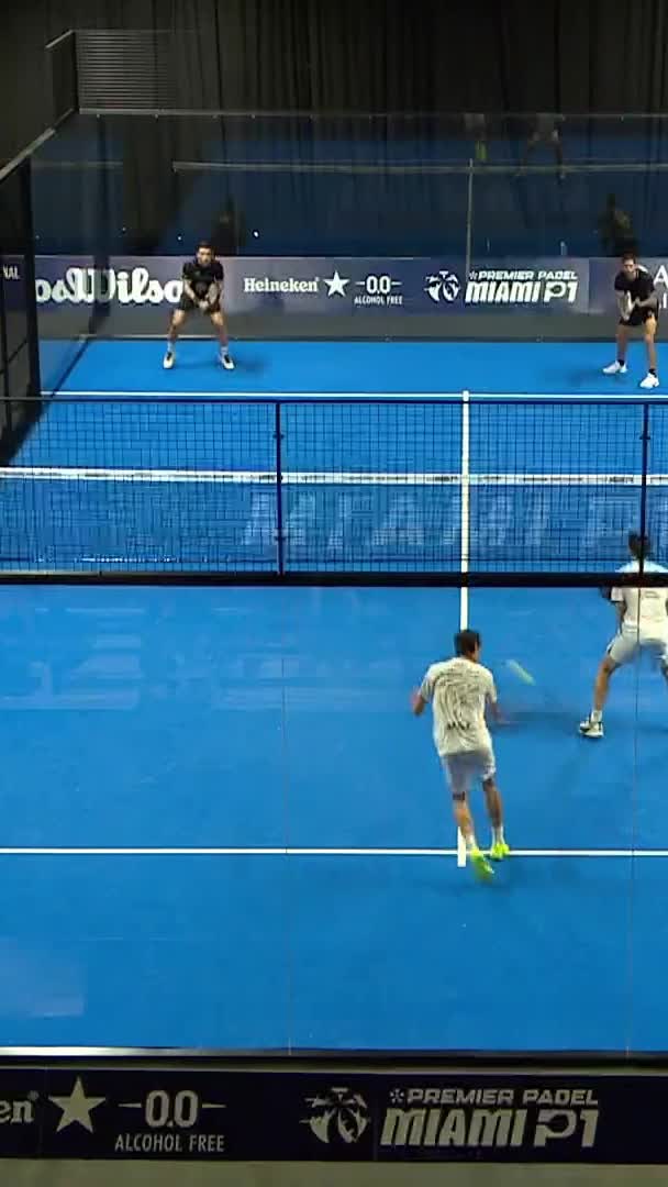 Star point. Jeronimo Gonzalez hits an incredible forehand shot