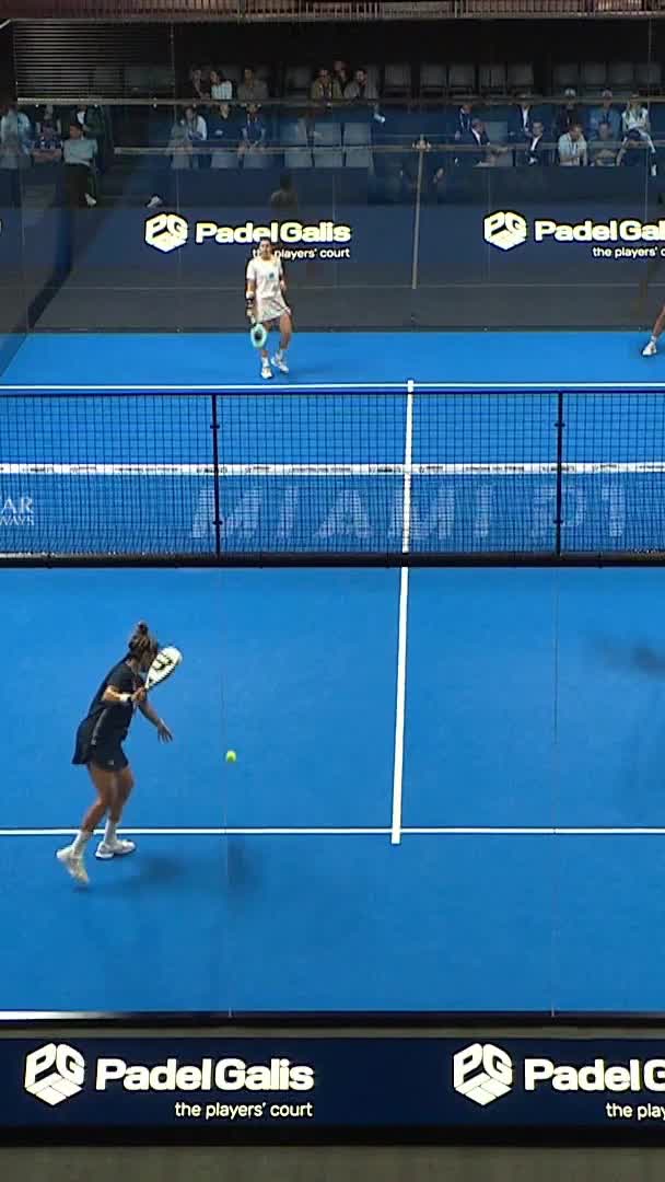 Incredible point that ends with a backhand drop shot by Brea