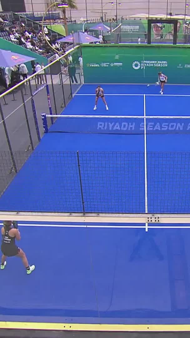 Impressive return from outside the court by Guinart to save the set point